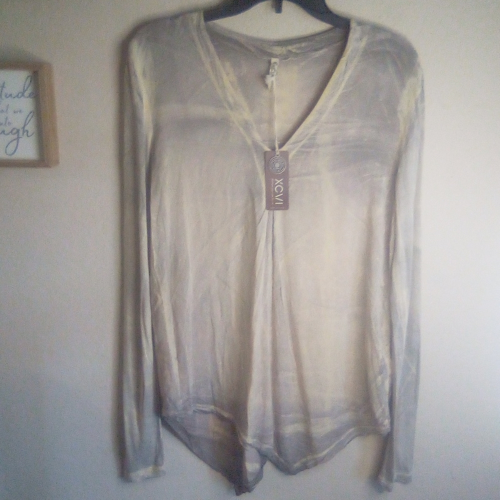 Nwt Xcvi Acid Wash Lagenlook distressed Tunic Top
